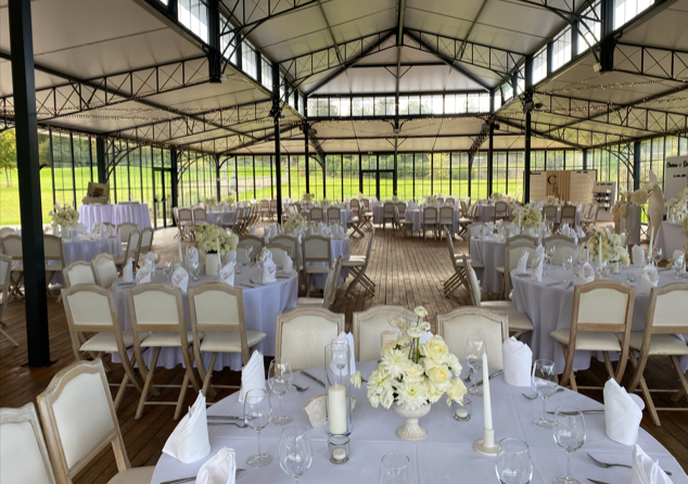 Diner de mariage dans l'Orangerie